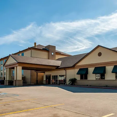 Trident Inn And Suites-2