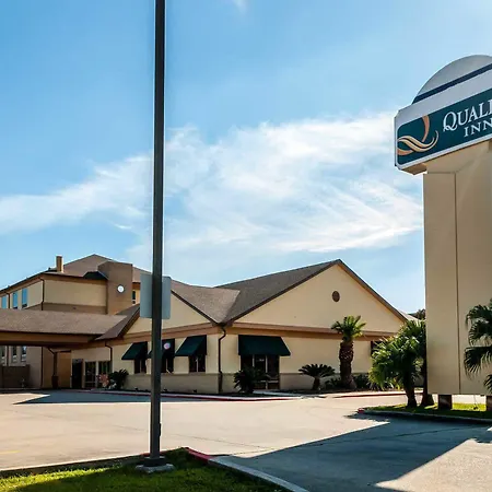 Trident Inn And Suites-3